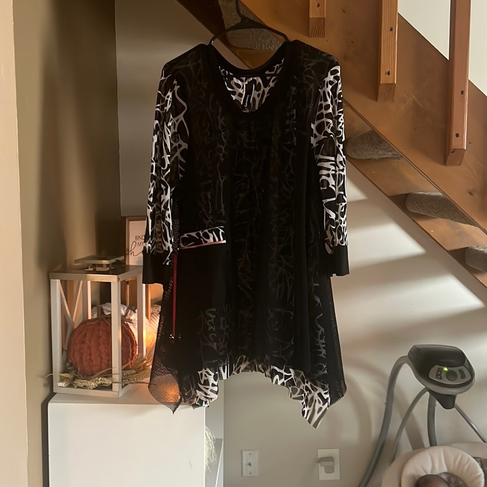 Beautiful tunic top